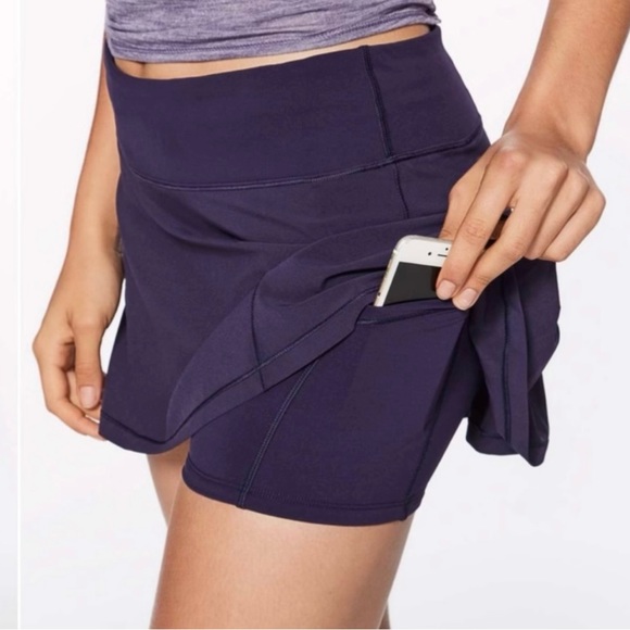 Lululemon Circuit breaker skirt dark purple - Picture 4 of 4